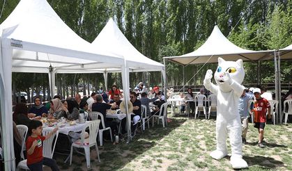 Van'da "Dünya Kahvaltı Günü" etkinliği düzenlendi