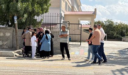 Van'da bir şüpheli okulda 2 öğretmeni bıçakla yaraladı