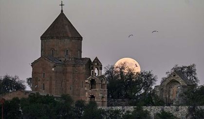 Akdamar Adası'nda görsel şölen