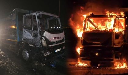 Van'da çöp kamyonu alev alev yandı