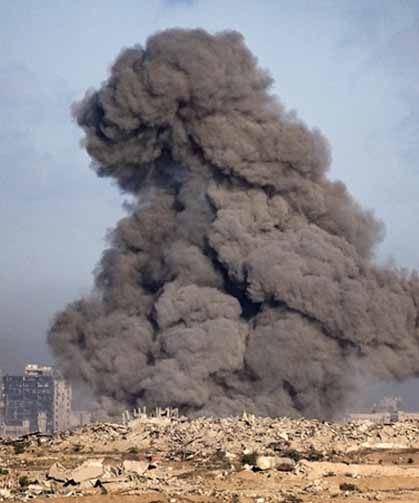 Alçak İsrail ateşkese rağmen bombalıyor