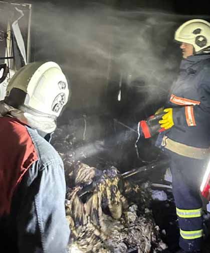 Korkutan ev yangını: 4 çocuk hastaneye kaldırıldı