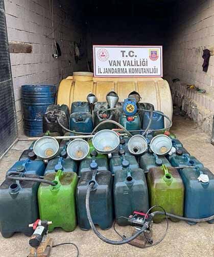 Van’da kaçak akaryakıt ele geçirildi