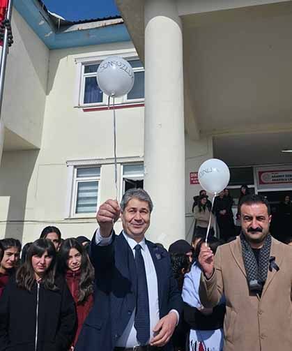 Deprem şehitleri Özalp’ta anıldı