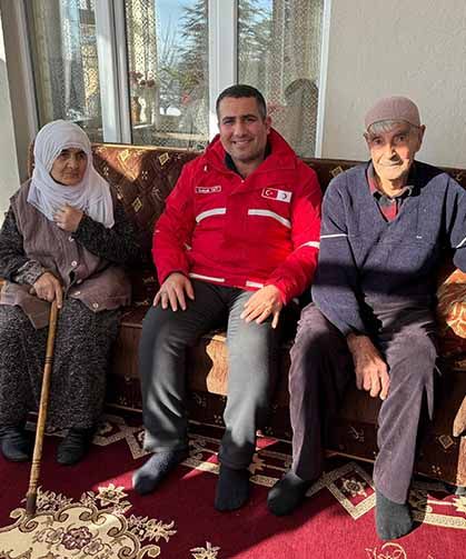 Selçuk Yay: "Büyüklerimiz bizim baş tacımızdır"