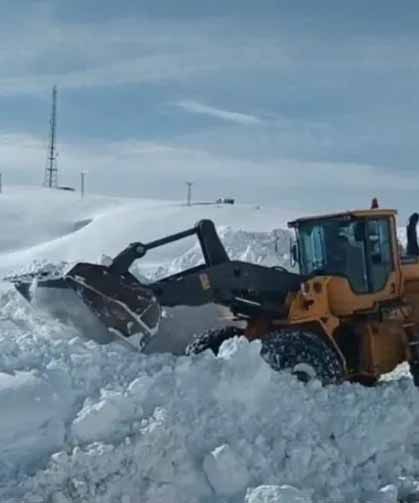 Hakkari'de tüm köy yolları ulaşıma açıldı