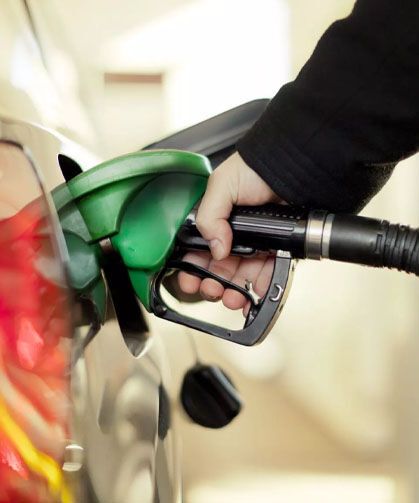 Rusya, 1 Nisan’dan itibaren benzin ihracatını yasaklayacak