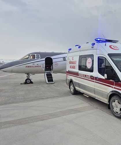 Van'da 1 aylık bebek için uçak ambulans havalandı