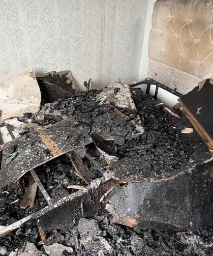 Yüksekova'da çıkan yangında bir ev kullanılamaz hale geldi