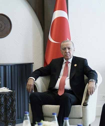 Erdoğan, İran Cumhurbaşkanı Pezeşkiyan ile görüştü