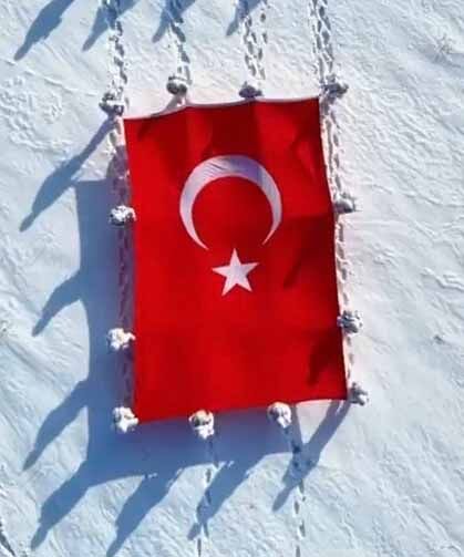 Van'da jandarma personelinden anlamlı yürüyüş