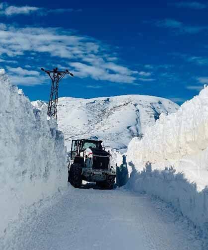 Hakkari'de kapanan tüm köy ve mezra yolları yeniden açıldı