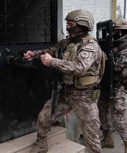 Van'da operasyon! 4 kilo uyuşturucu ele geçirildi