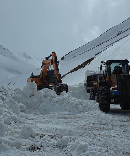 Bahçesaray yolunda çalışma yeniden başladı