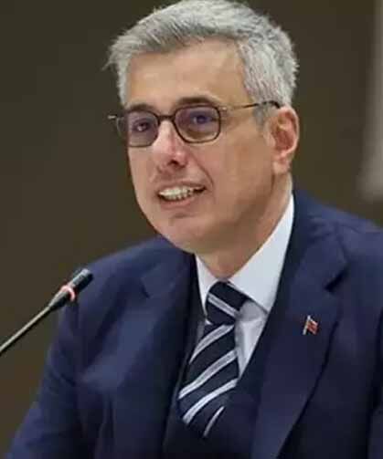 Türkiye’den İran'a 6 TIR ilaç ve tıbbi malzeme yardımı