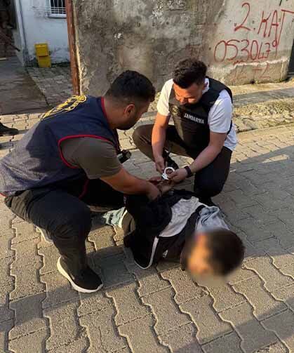 Siber suç şebekesine operasyon: 12 gözaltı