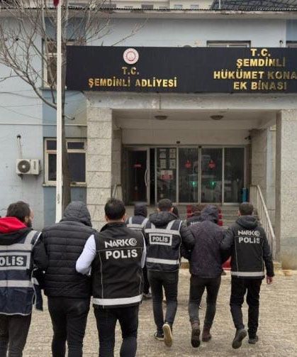 Hakkâri’de aranan 12 şahıs yakalandı