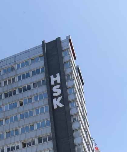 HSK kararnamesiyle 34 hakim ve savcının görev yeri değişti