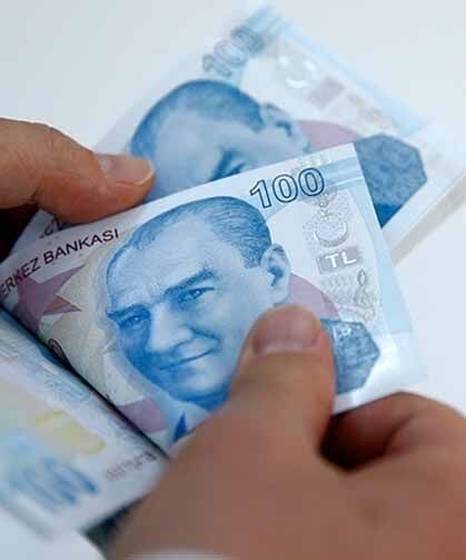 Yaşlı ve engelli aylıkları hesaplara yatırılmaya başlandı