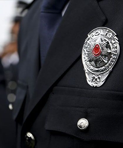 Meslekten ayrılan polislere kamu görevi