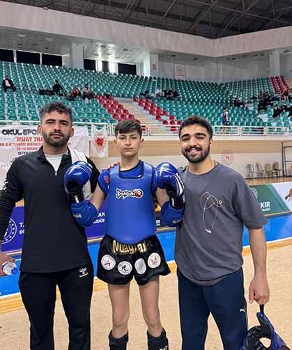 Vanlı öğrenci Muay Thai Türkiye Şampiyonu oldu