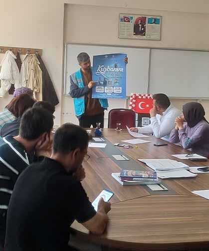 Çaldıran Müftülüğünden kamu kurumlarına "Kurban" ziyareti
