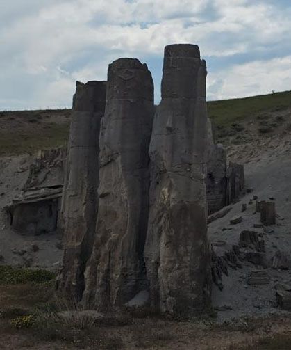 Adilcevaz'da bulunan peri bacalarında mest eden görüntüler