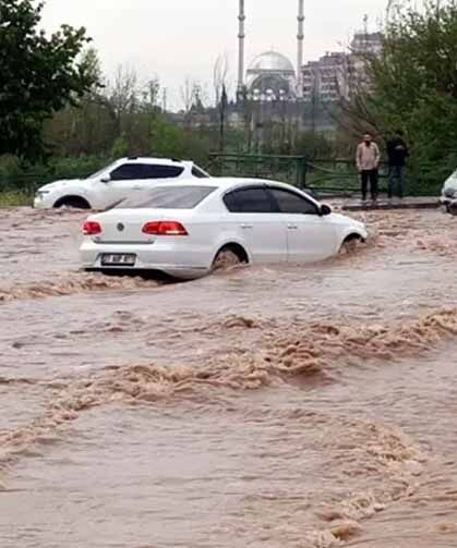 Gaziantep’te fırtına: 23 yaralı