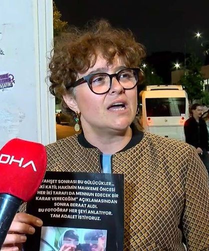 Ahmet Minguzzi’nin annesinden afişli protesto