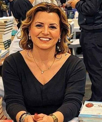 Yazar Ayten Öztürk saldırıya uğradı