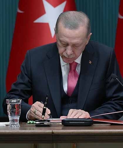 Hakkari’de kaymakamlar ve vali yardımcıları değişti