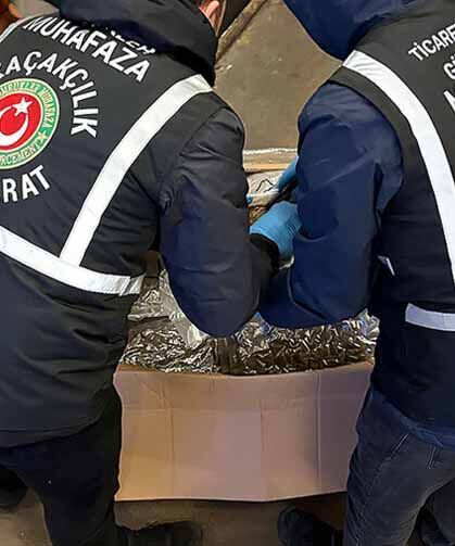 Gümrükler Muhafaza ekipleri zehir tacirlerine göz açtırmadı