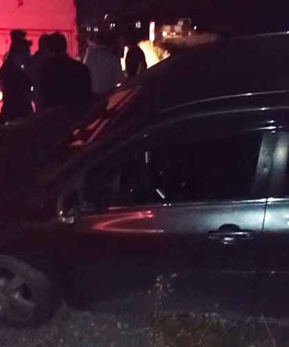 Hakkari’de otomobil şarampole yuvarlandı