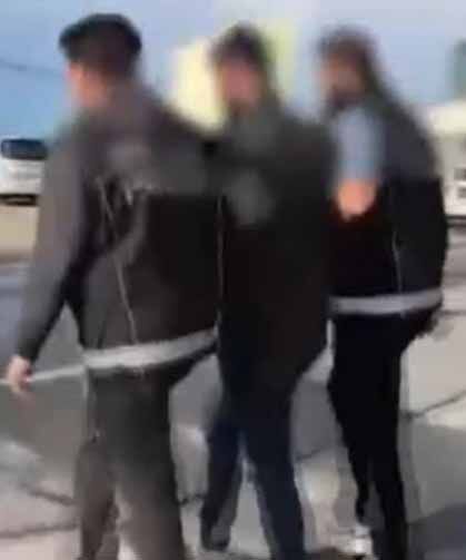 Yolcunun midesinden 62 parça uyuşturucu çıktı