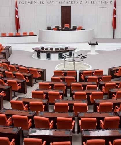 TBMM'de sandalye dağılımı değişti