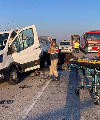Katliam gibi kaza! 3 kişi hayatını kaybetti