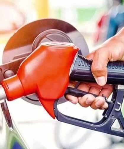 Akaryakıtta yeni zirve! Motorin fiyatı 84 TL sınırında
