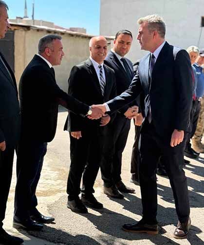 Özalp Kaymakamı Bolat görevine başladı