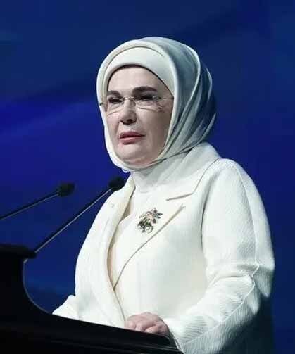 Emine Erdoğan'dan Van Gölü teşekkürü