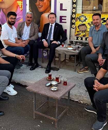 Yüksekova kaymakamı ilk günden beğeni topladı