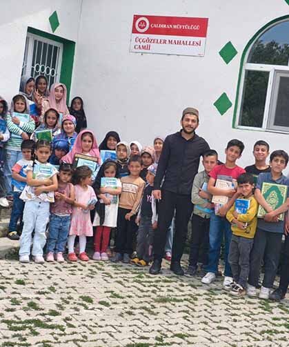 Van’da yaz Kur’an kursları büyük bir coşkuyla başladı