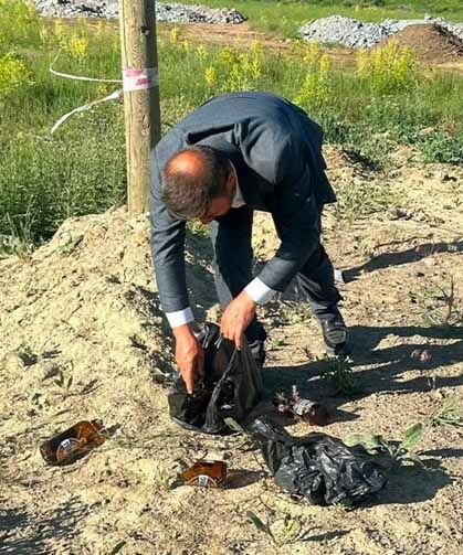 Yol kenarına atılan bira şişeleri köylüyü isyan ettirdi