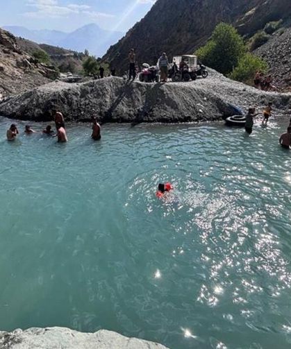 Dereyi kesip havuz yaptılar