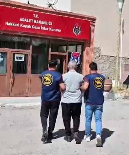Hakkari’de 20 yıl 7 ay hapis cezası bulunan firari yakalandı