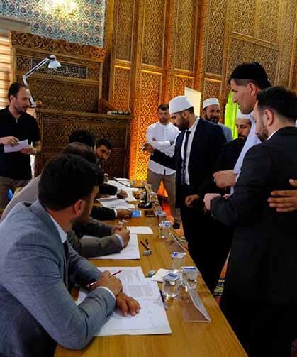 Van Ulu Cami’de ezanların güzel sesi yankılandı
