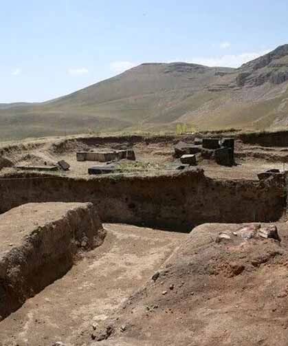 Urartu'nun izleri Kef Kalesi'ndeki kazılarda gün yüzüne çıkıyor