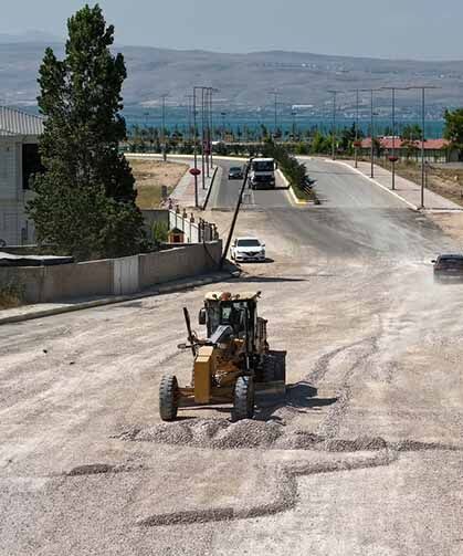 Van Sahil Yolunda çalışmalar sürüyor