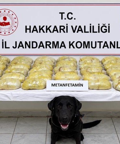 Hakkâri'de 21 kilo 700 gram metamfetamin ele geçirildi