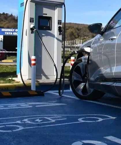 Türkiye yollarındaki elektrikli otomobil sayısı 470 bini geçti