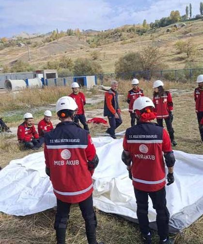 MEB AKUB ekibine AFAD eğitimi